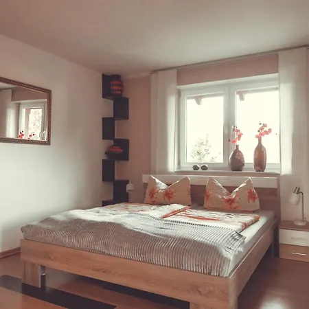 Lieblingsplatz * زندنهورست